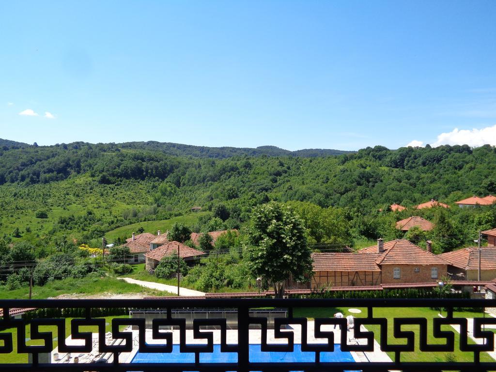 Sinabovite Houses Hotel Badevci Kültér fotó