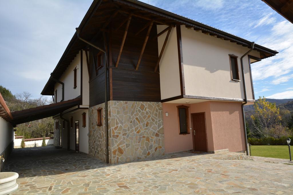 Sinabovite Houses Hotel Badevci Kültér fotó