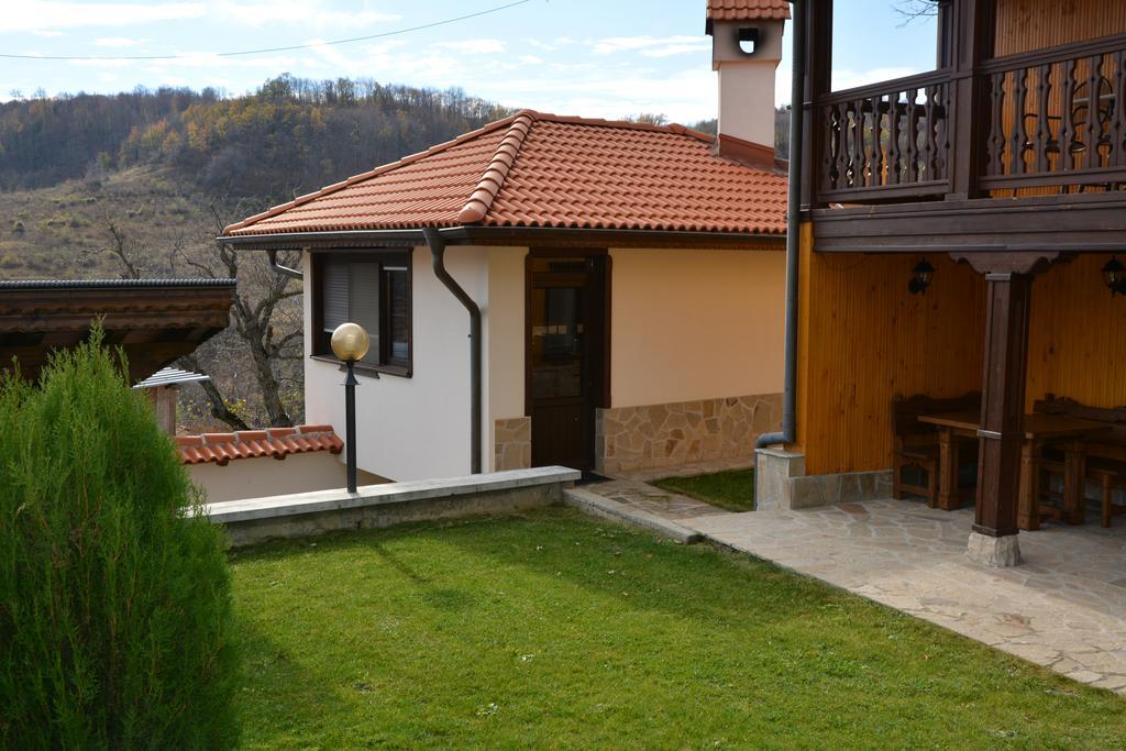 Sinabovite Houses Hotel Badevci Kültér fotó