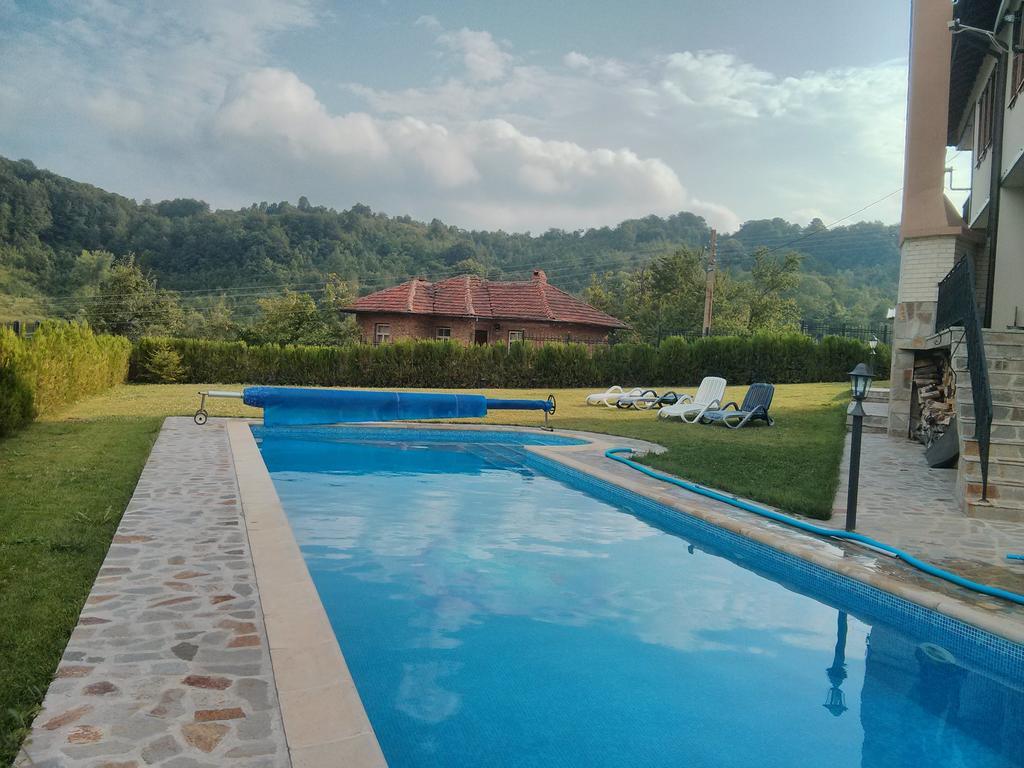 Sinabovite Houses Hotel Badevci Kültér fotó