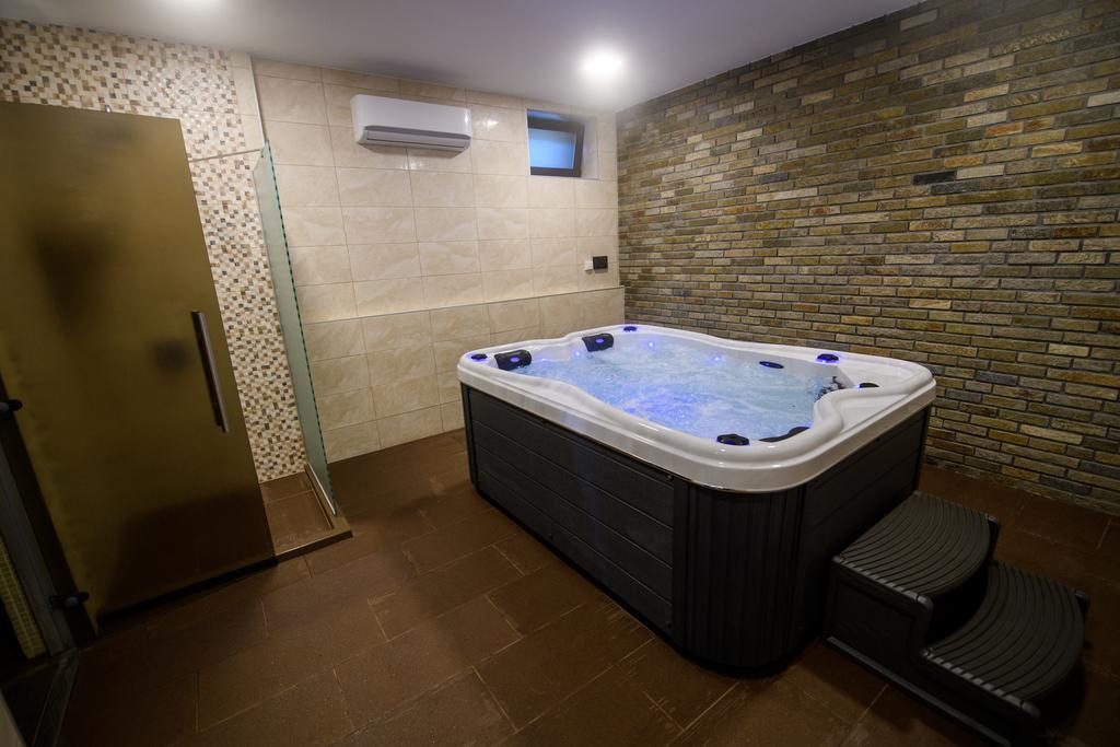 Sinabovite Houses Hotel Badevci Kültér fotó