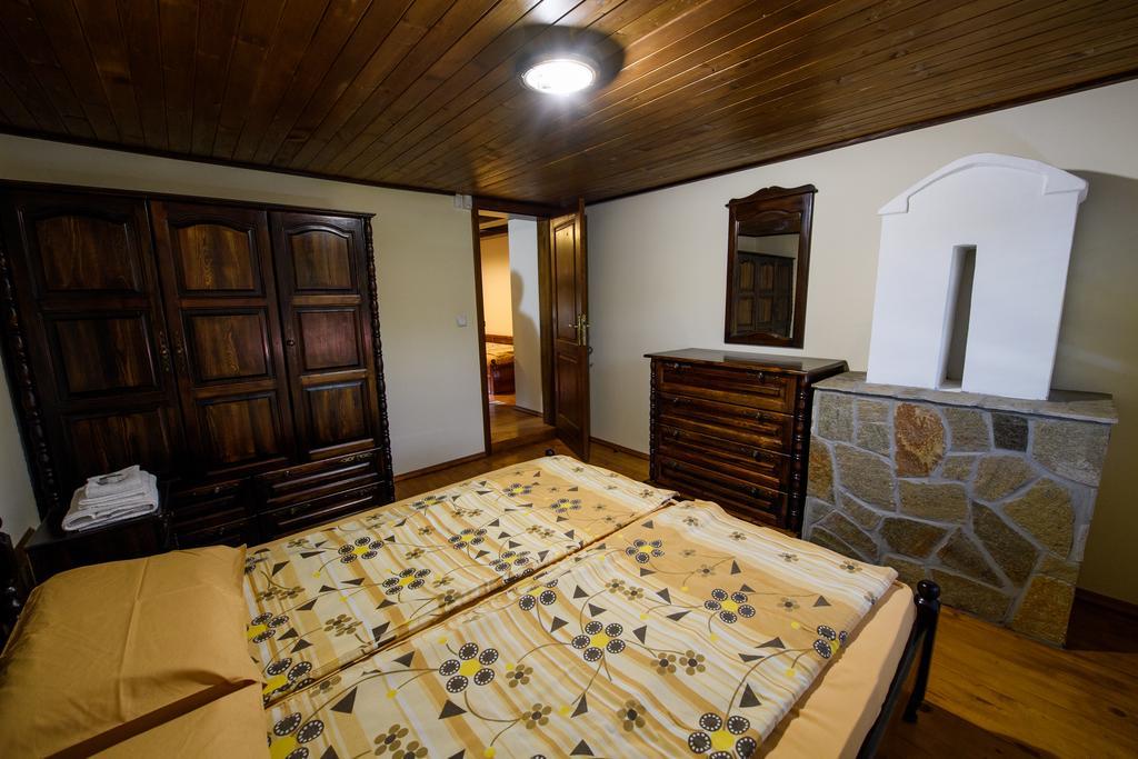 Sinabovite Houses Hotel Badevci Kültér fotó