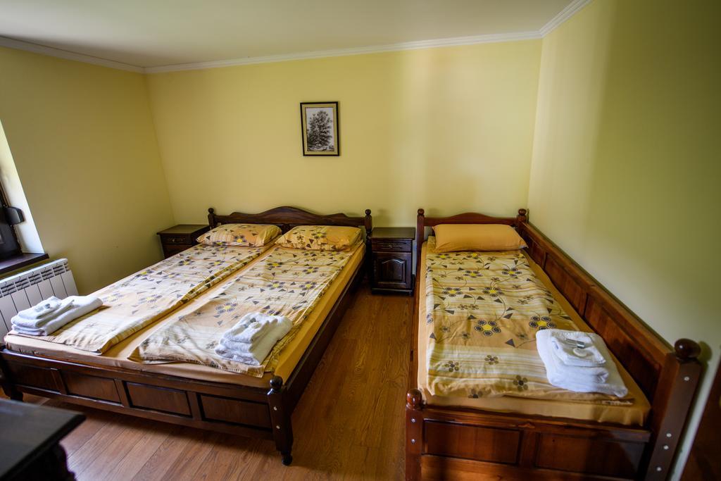 Sinabovite Houses Hotel Badevci Kültér fotó