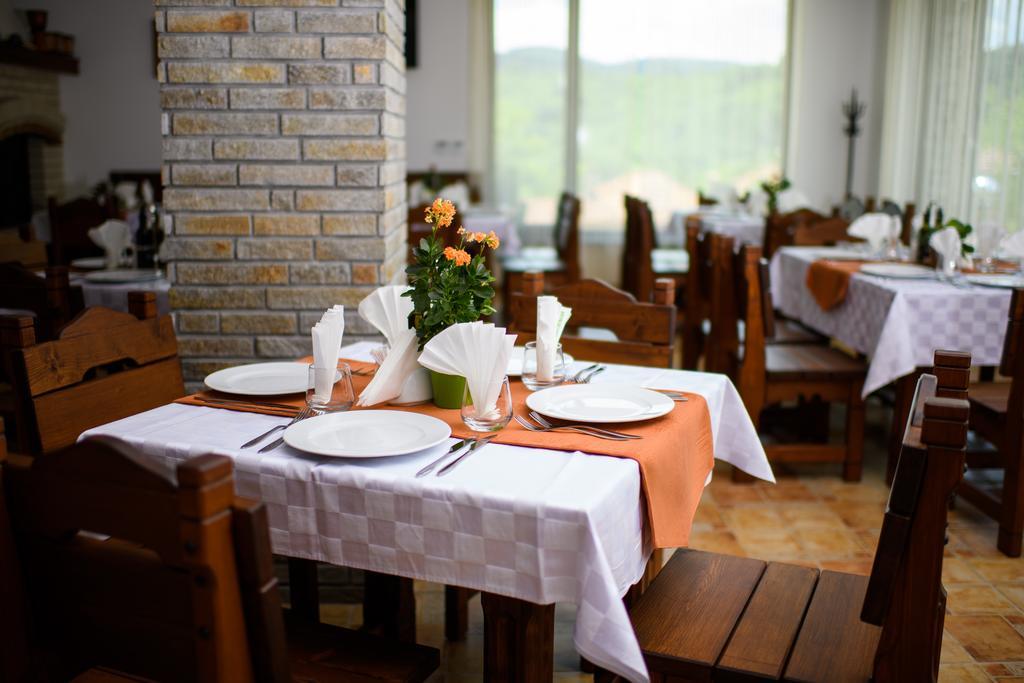 Sinabovite Houses Hotel Badevci Kültér fotó
