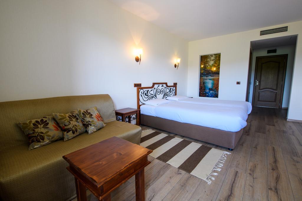 Sinabovite Houses Hotel Badevci Kültér fotó